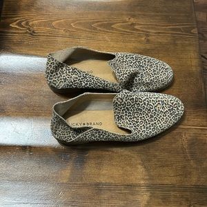 Lucky brand suede, leopard slip on flats